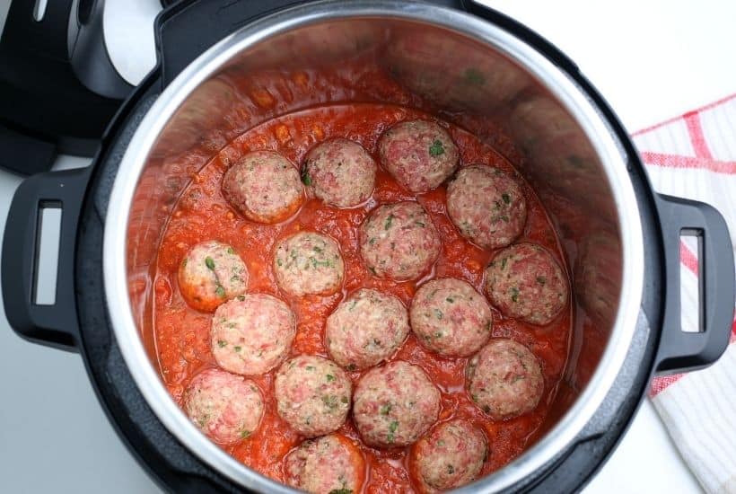 These flavorful Instant Pot Meatballs are sure to satisfy your cravings for something savory and fulfilling. This recipe is the perfect family-friendly recipe to follow because even the pickiest eaters tend to enjoy these meatballs.