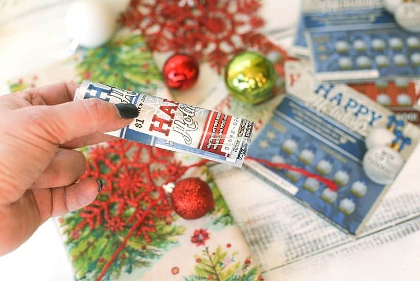 Share some lottery luck with your dinner guests this holiday season. These easy NJ Lottery Ticket DIY Christmas Napkin holders are a fun way to decorate your holiday dinner table.