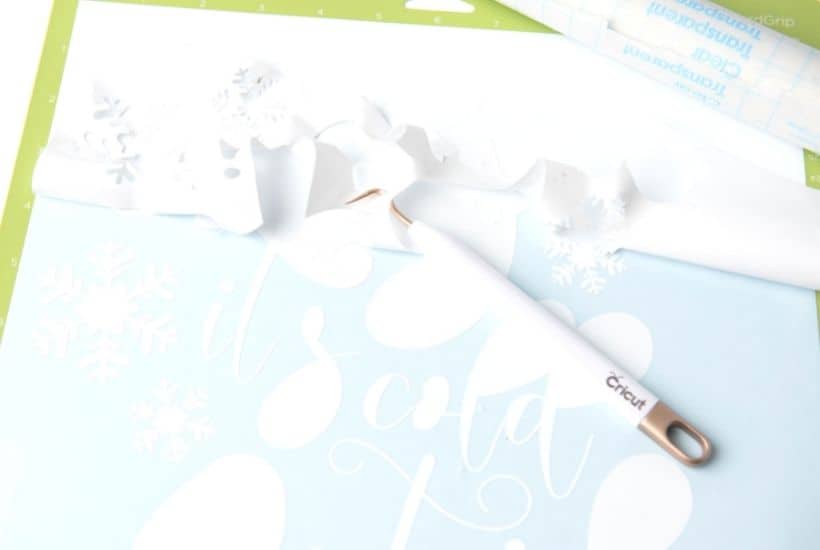 Make a decorative piece to hang in your home with this easy winter craft idea. Make a DIY Farmhouse Winter Door Hanging Sign that will add a special touch to any room in the home. This Christmas Cricut craft is a great project to make. It can be left up long after Christmas is over. Be sure to download the FREE SVG file