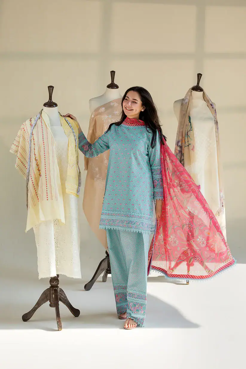 SOBIA NAZIR LAWN PRINT 3PC WITH CHIFFON PRINT DUPPATA & PATCHES