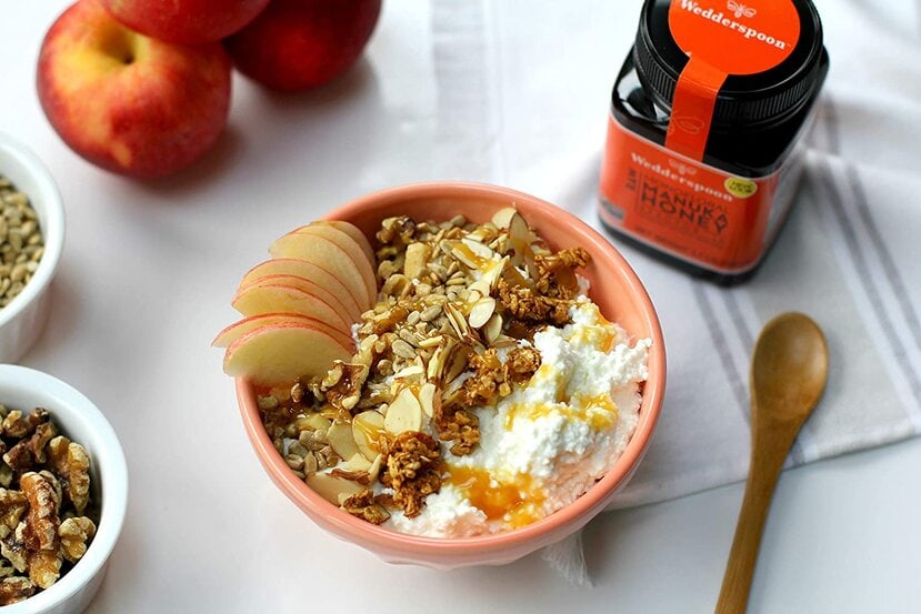 wedderspoon manuka honey with cereal