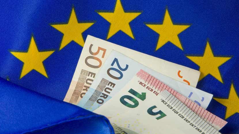 500 mln zł na B+R z Funduszy Europejskich – Szybka Ścieżka dla Mazowsza 500 mln zł na B+R z Funduszy Europejskich – Szybka Ścieżka dla Mazowsza