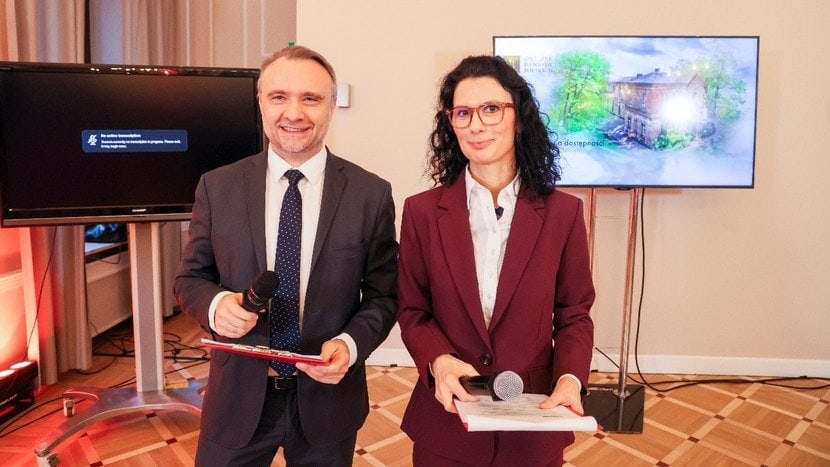 Cykl edukacyjny Porozmawiajmy o dostępności - inauguracja 2025. Marta Walaszczyk-Szymańska, Paweł Zagaj. Źródło: ZBP