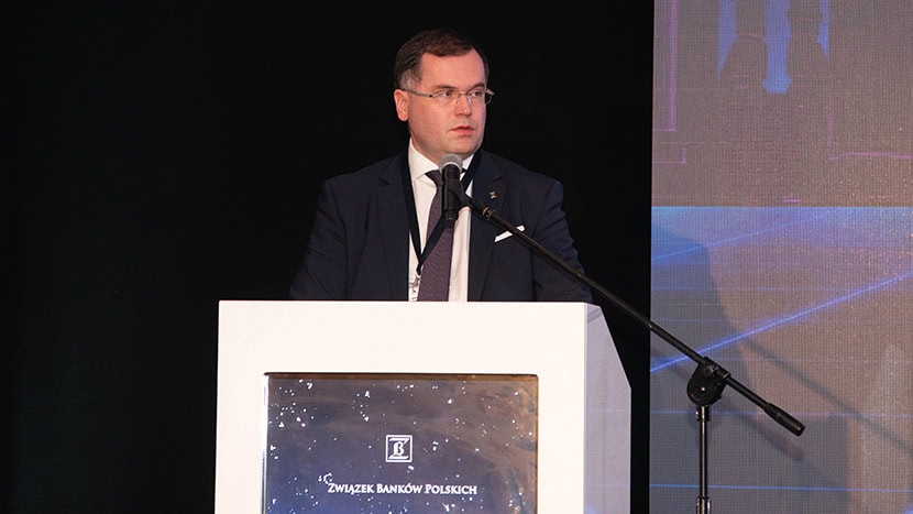 Pomóc w budowaniu oszczędności