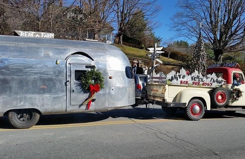 Turn your rural property into a wedding venue business using the space you have