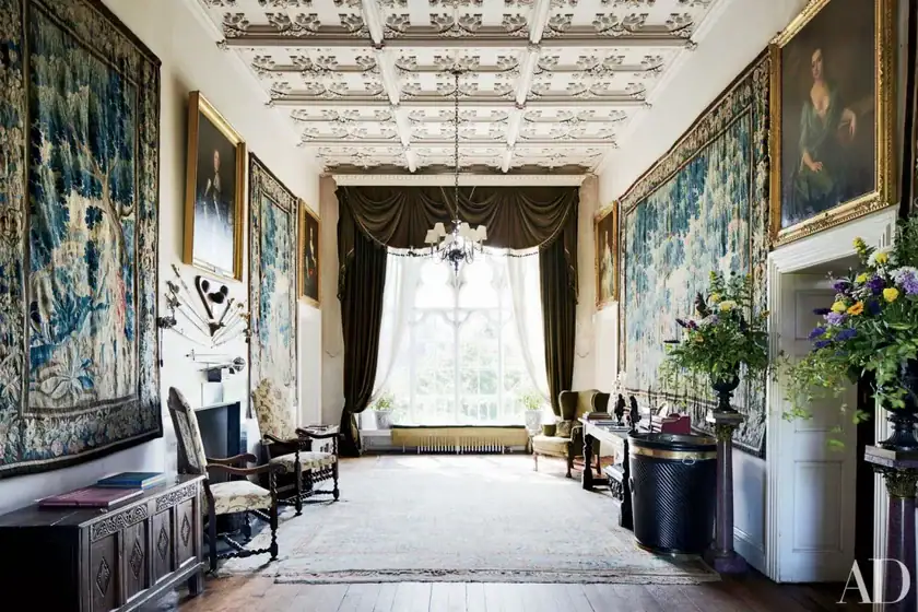 entryway decor ideas 42 Entryway Decor Ideas For A Fantastic First Impression 7 1024x683