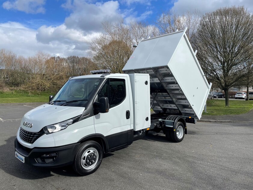 IVECO DAILY ARB TIPPER AND TOOLBOX