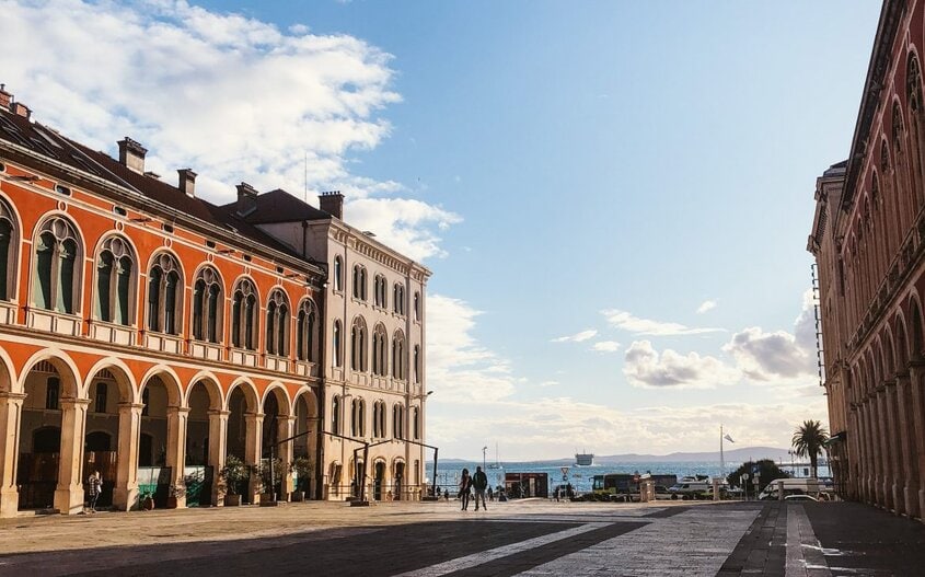 Como llegar de Zadar a Split