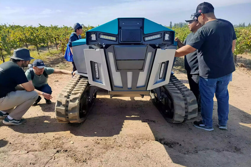 According to Western Growers vice president for Innovation Walt Duflock, the main focus of the event is to bring startups and growers together, and show how robotic farming companies are working to solve agricultural labour shortages. - Photo: FIRA