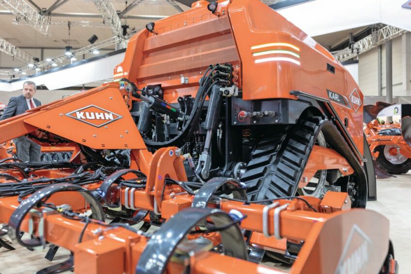Autonomous tractor Karl on hold