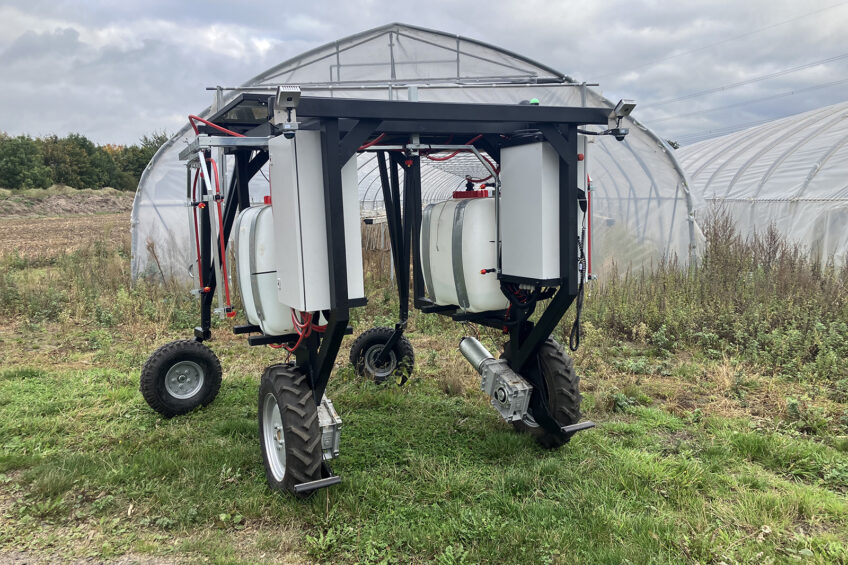 Ant Robotics introduces autonomous platform Valera Cube - Future Farming
