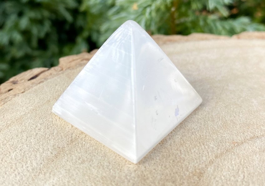 Spiral Crystals UK -