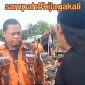 Saat Kunjungi Tempat Pembuangan Sampah, Aktivis Ki Jagakali Ditegur Ormas: Jangan Maen Nyelonong Bae Foto. Tangkap layar Akun Tiktok @Otak Kanan