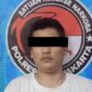 Dari tangan pelaku, kami menyita 13.764 butir obat keras tertentu berbagai jenis serta sejumlah barang bukti lainnya berupa tujuh pack plastik bening kosong dan dua unit handphone.