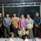 Dokumen foto usai buka bersama dan pembagian Parsel di Delta Jaya Group.