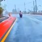 Estetika Jalan Ciater terkini mengingatkan pada lintasan balap, seperti Sirkuit Mandalika. (Dok. Foto Deltanusantara).