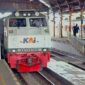 Dedi Mulyadi, meminta seluruh perlintasan kereta api di wilayahnya segera dilengkapi pintu lintasan otomatis atau berbasis digital.