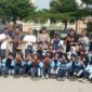 SMAN 1 Cisalak bersama  Forkopincam Cisalak melaksanakan aksi bersih-bersih di Alun-alun Kecamatan Cisalak  memperingati World Cleanup Day (WCD) 2026. Poto. Deltanusantara.com.