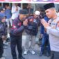 Kabid Humas Polda Jabar Kombes Pol. Hendra Rochmawan, menyempatkan diri bertakziah ke rumah duka almarhum di kawasan Arcamanik, Kota Bandung, Rabu (7/10/2026).