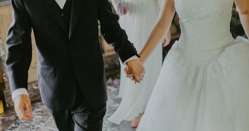 Ünlü çift geçtiğimiz hafta sonu evlendi.