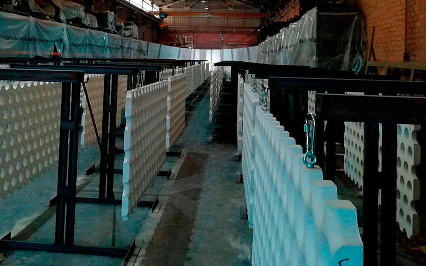 Pintat de prefabricat de formigó amb veladura de silicat Keim, Ecomatèries