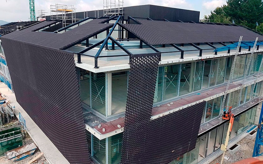 Pintat de prefabricat de formigó amb veladura de silicat Keim, Ecomatèries