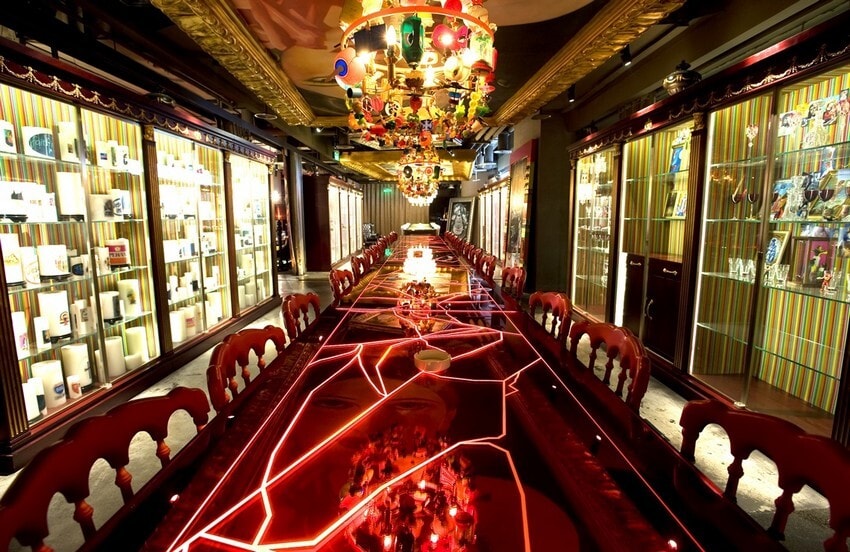 Paris-Philippe-Starck-InteriorDesigner3 Paris-Philippe-Starck-InteriorDesigner3 philippe starck Philippe Starck: Luxury Hotels, Creative Freedom And Sustainability Paris Philippe Starck InteriorDesigner3