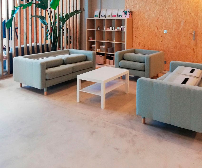 Oli Biorox en paviment de formigó, Ecomatèries