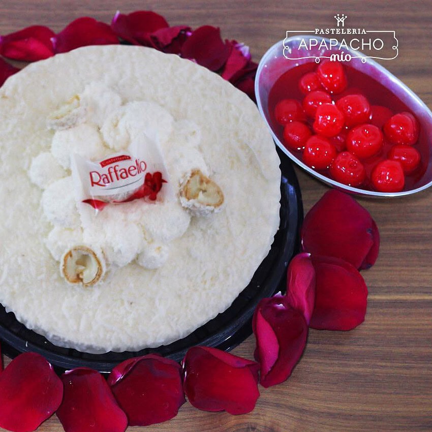 Pastel Raffaello para compartir en una celebración