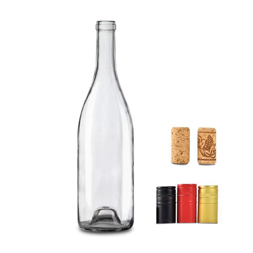 klar verkorkte weinrote Flasche