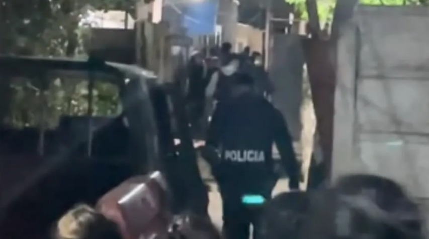 En este momento estás viendo Quilmes: una joven fue asesinada de un tiro en la cara y detuvieron a dos policías