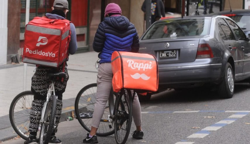 El Gobierno bonaerense busca regular las apps de viajes y delivery