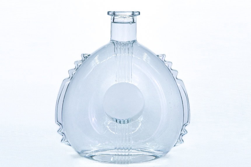 Bespoke-glass-bottle-700ml