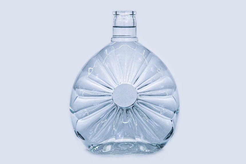 Bespoke-700ml-glass-bottle