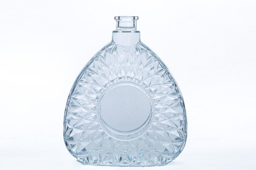 Bespoke-glass-bottle-750ml