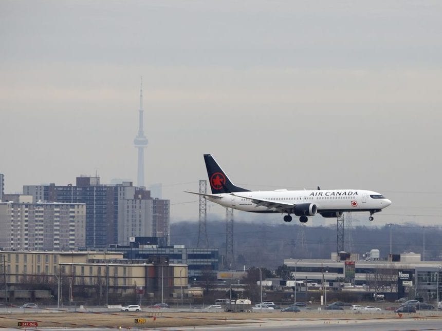 Toronto-bound Air Canada plane forced to make emergency landing