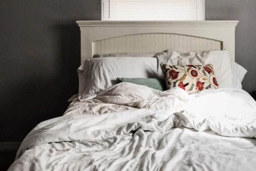 How to Wash Bed Sheets for Crisp, Wrinkle-Free Results