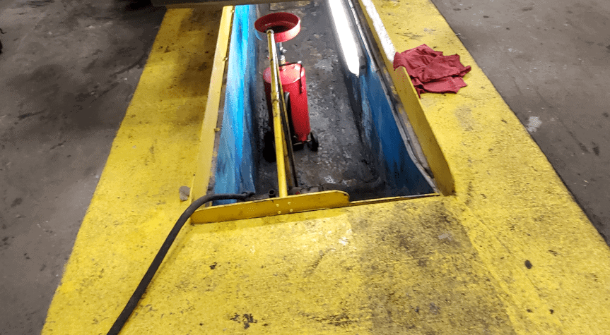 Semi Truck Maintenance and Oil Changes in Flint MI