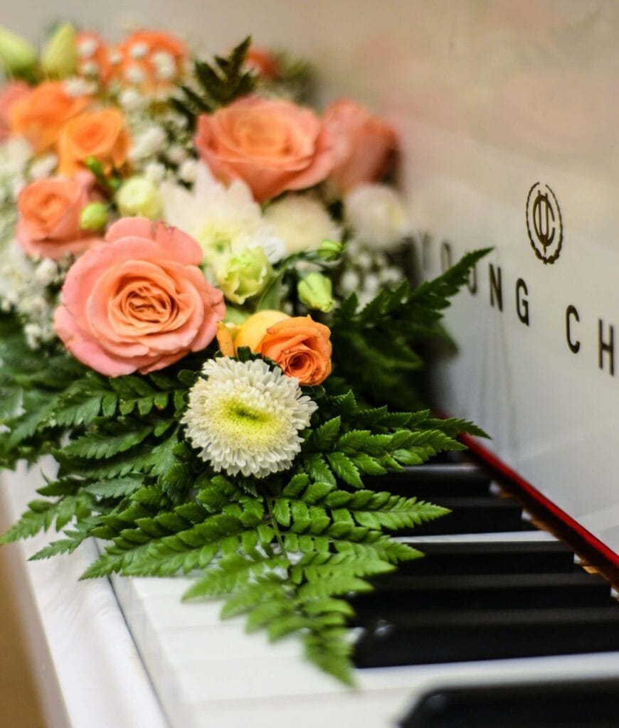 Top Piano Love Songs for Weddings: From Ceremony to Reception