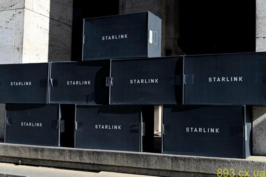 Закарпаття отримало більше 50 установок зв’язку Starlink з початку війни з росією Закарпаття отримало більше 50 установок зв’язку Starlink з початку війни з росією