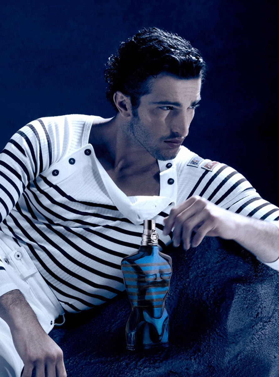 le male in blue jean paul gaultier 04