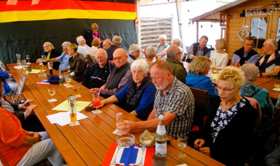 Freundschaftskreis Vallendar/Cercy-la-Tour feiert den französischen Nationalfeiertag