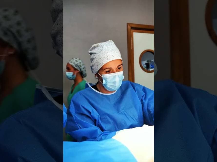 Aumento de pecho en Valencia con MIA Femtech — Hospital Clínica Fontana