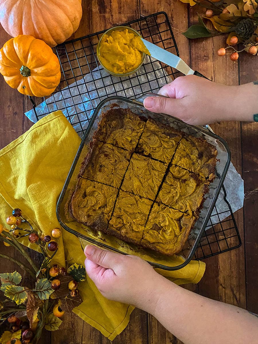Irresistible Vegan Pumpkin Brownies: A Spooktacular Treat