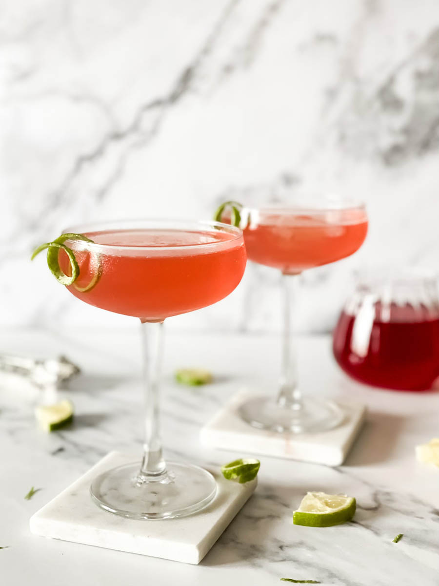 Cosmopolitan Mocktail: The Chic Drink We All Desire