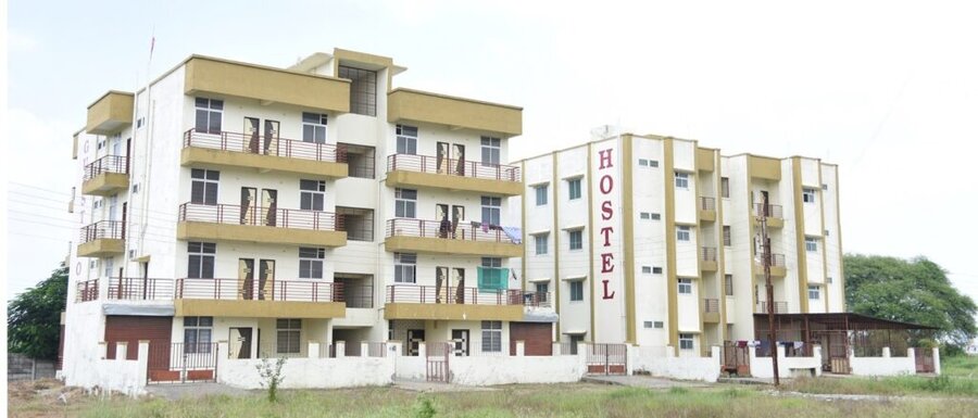 Hostel & Staff 8 Boys Hostel