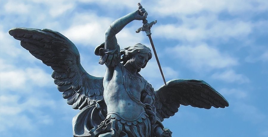 القديس ميخائيل