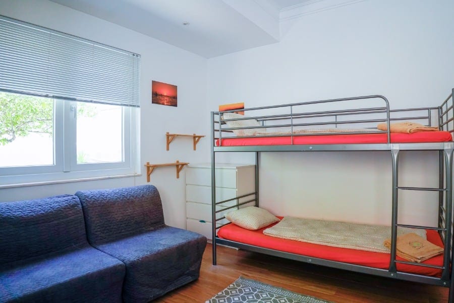Surfhouse Costa da Caparica - Triple-Rooms