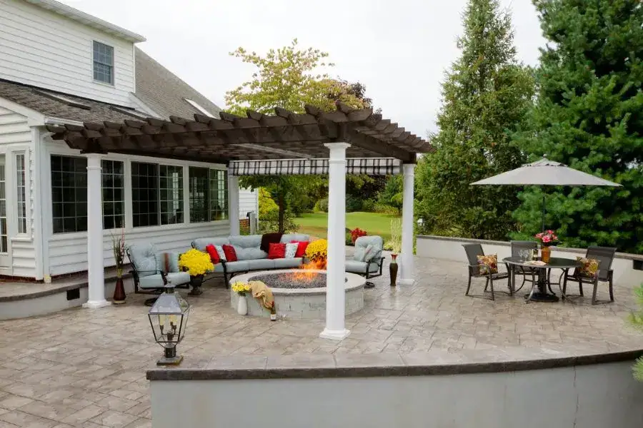 Stylish Pergolas for a Charming Outdoor Escape