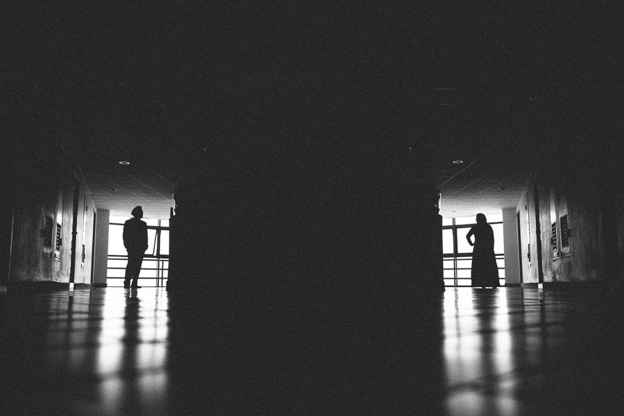 Prewedding Black and white picture couple silhouette